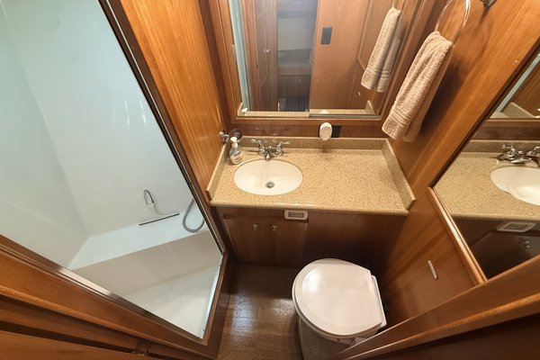 2007 Navigator 4800