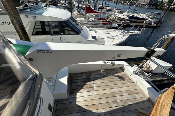 2007 Navigator 4800