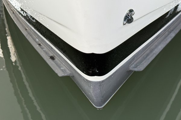1990 Bayliner 3888