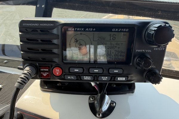 1990 Bayliner 3888