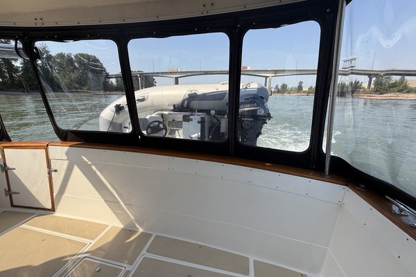 1990 Bayliner 3888