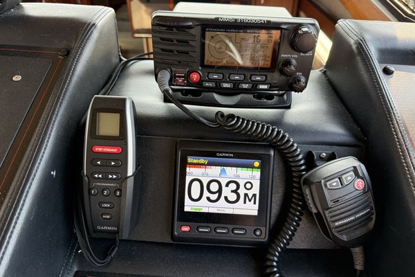 1990 Bayliner 3888