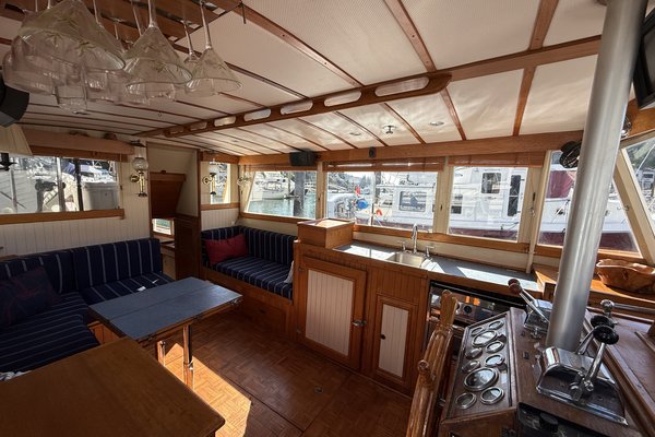 1974 Grand Banks 36 Classic