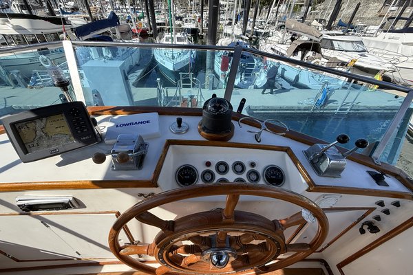 1974 Grand Banks 36 Classic