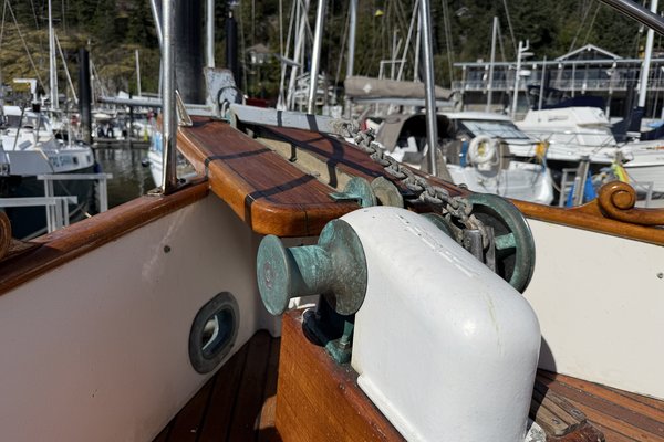 1974 Grand Banks 36 Classic