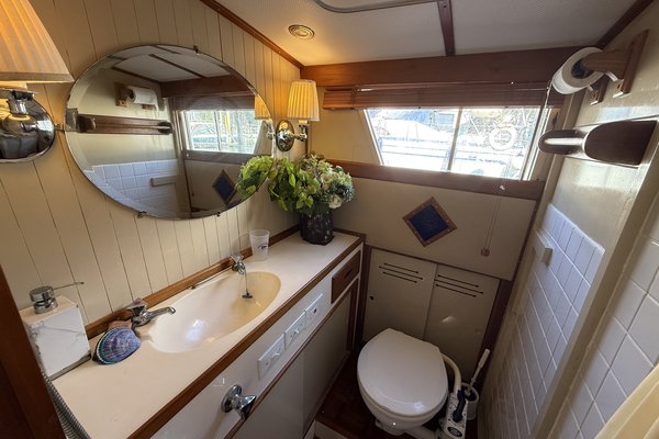 1974 Grand Banks 36 Classic