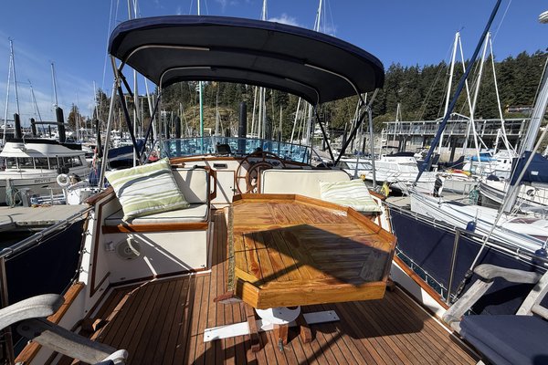 1974 Grand Banks 36 Classic