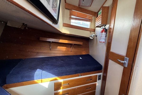 1974 Grand Banks 36 Classic