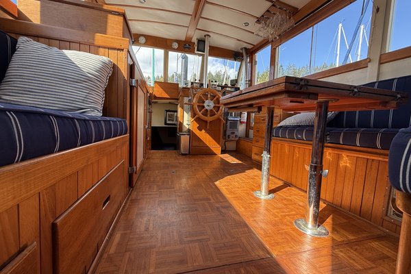 1974 Grand Banks 36 Classic