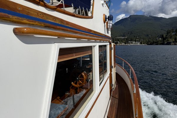 1974 Grand Banks 36 Classic
