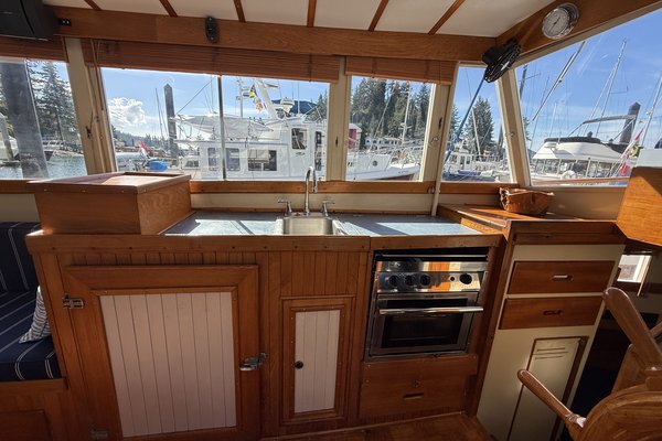 1974 Grand Banks 36 Classic