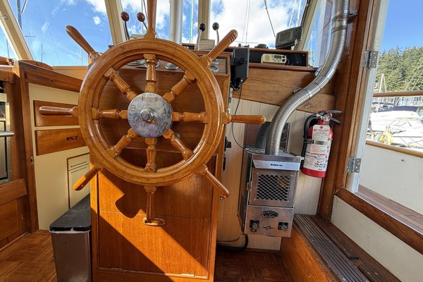 1974 Grand Banks 36 Classic