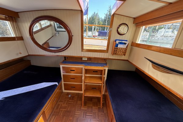 1974 Grand Banks 36 Classic