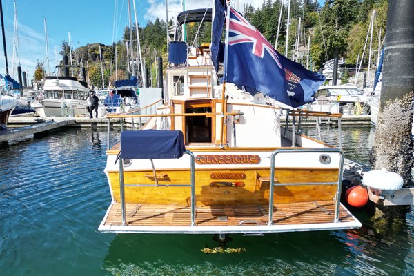 1974 Grand Banks 36 Classic