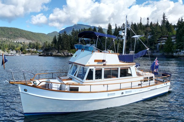 1974 Grand Banks 36 Classic