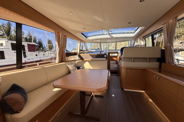 2022 Greenline 40 Hybrid