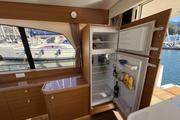 2022 Greenline 40 Hybrid