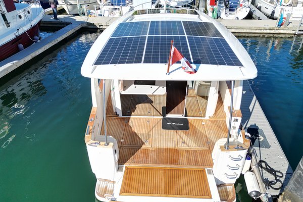 2022 Greenline 40 Hybrid