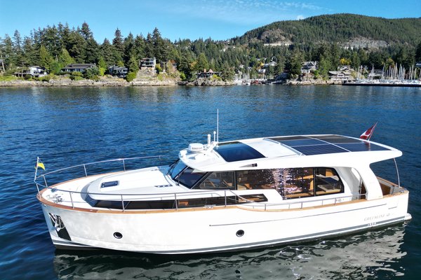 2022 Greenline 40 Hybrid