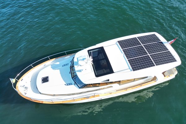 2022 Greenline 40 Hybrid