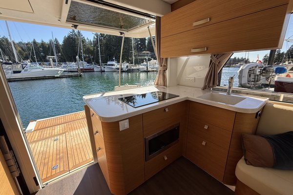 2022 Greenline 40 Hybrid