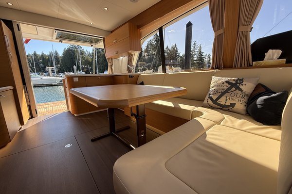 2022 Greenline 40 Hybrid