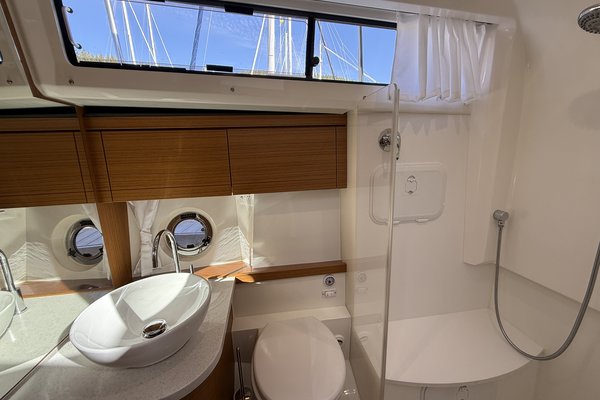 2022 Greenline 40 Hybrid