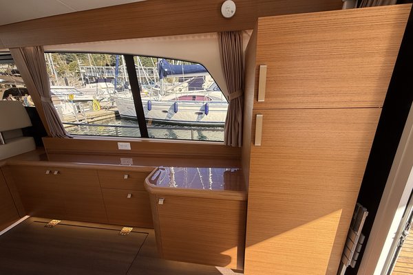 2022 Greenline 40 Hybrid