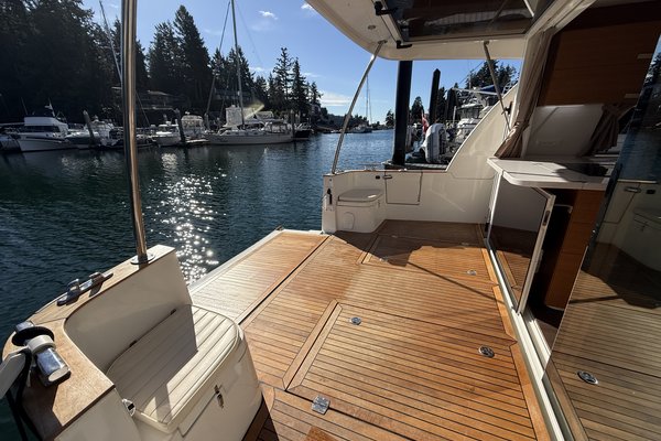 2022 Greenline 40 Hybrid