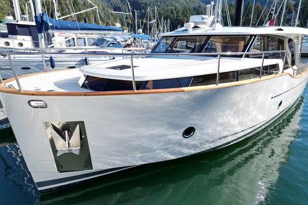 2022 Greenline 40 Hybrid