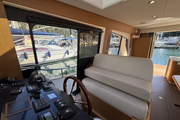2022 Greenline 40 Hybrid