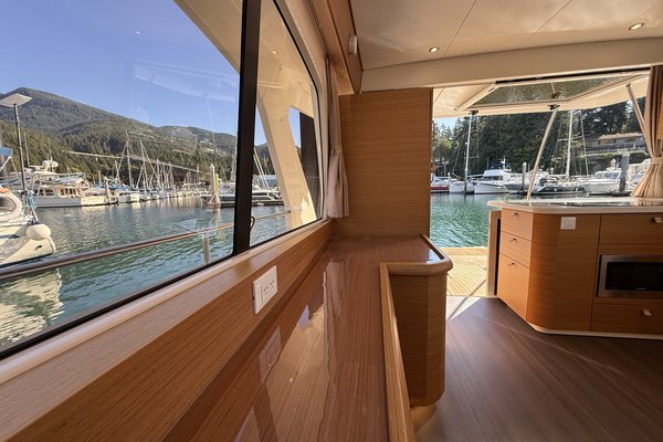 2022 Greenline 40 Hybrid