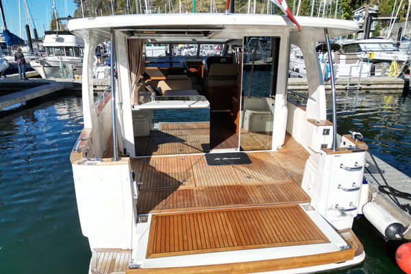 2022 Greenline 40 Hybrid