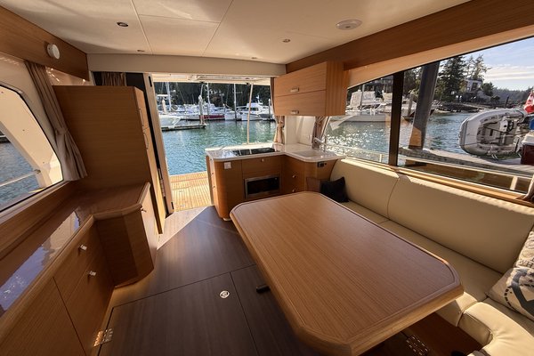 2022 Greenline 40 Hybrid
