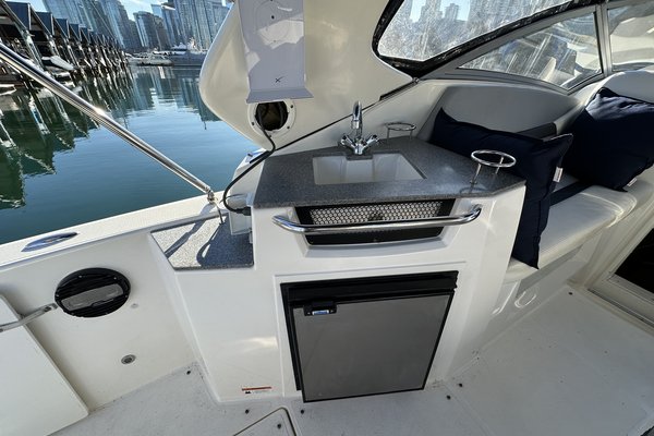 2013 Larson 285 Cabrio
