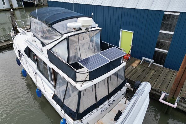1989 Bayliner 3288