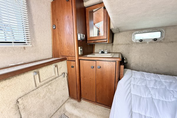 1989 Bayliner 3288