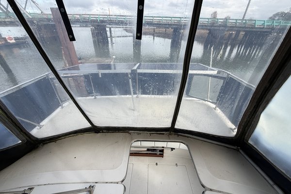 1989 Bayliner 3288